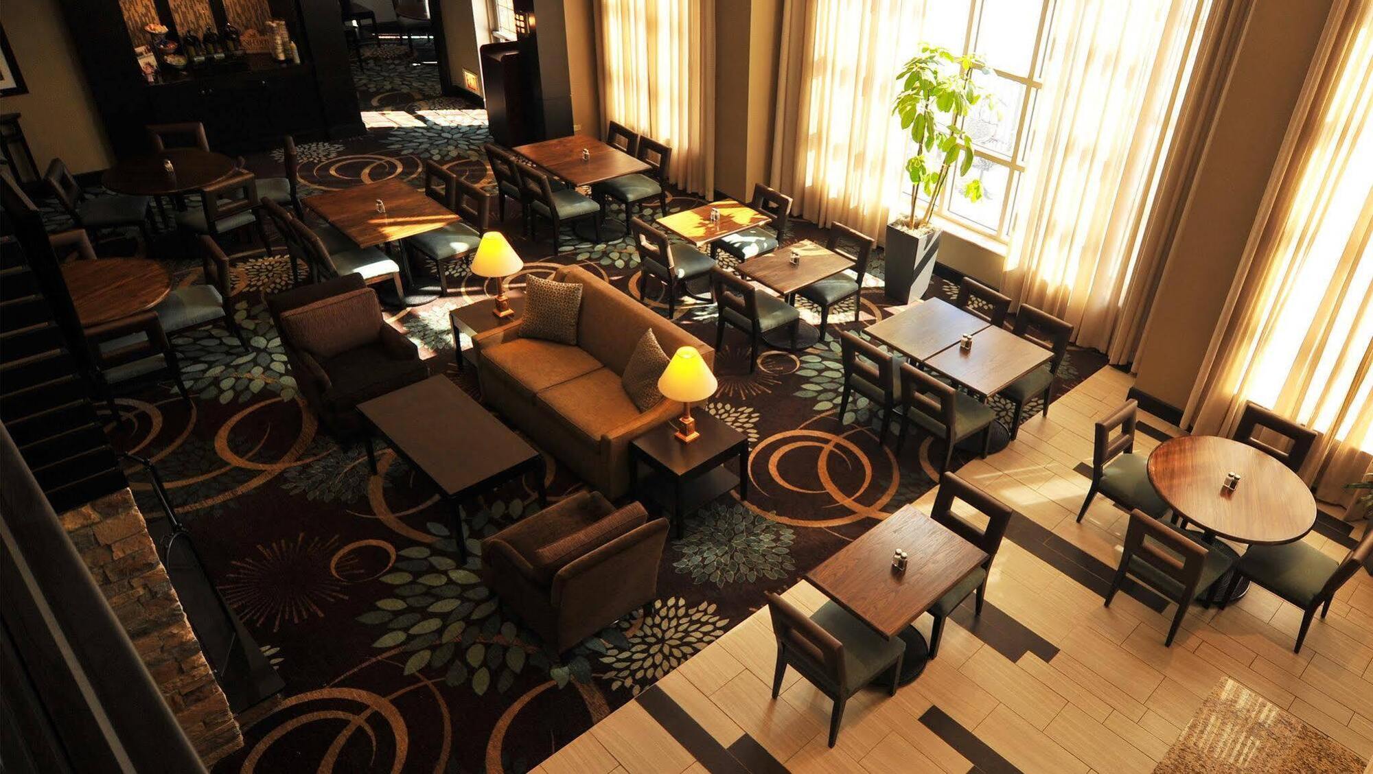 Staybridge Suites Chicago-Oakbrook Terrace By Ihg Екстер'єр фото